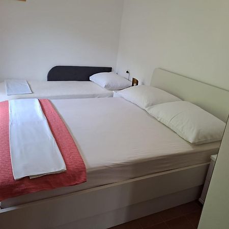 Apartments By The Sea Podaca, Makarska - 11588 Bagian luar foto