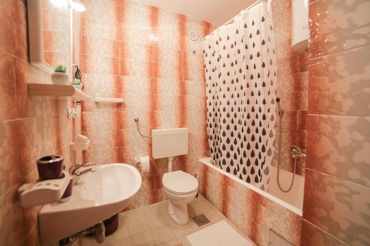 Apartments By The Sea Podaca, Makarska - 11588 Bagian luar foto
